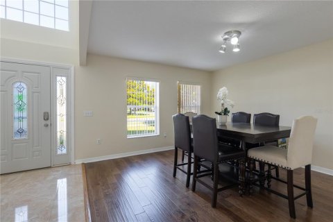 House in Leesburg, Florida 4 bedrooms, 280.75 sq.m. № 1639804 - photo 4
