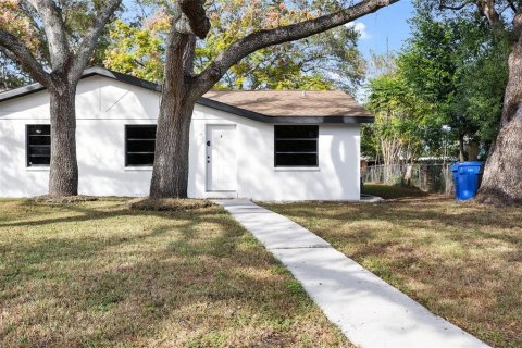 Appartement à louer à Tampa, Floride: 2 chambres, 77.29 m2 № 2134176 - photo 2