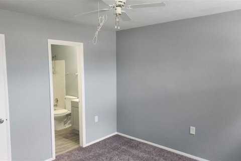 Townhouse in Orlando, Florida 2 bedrooms, 112.5 sq.m. № 2239227 - photo 26