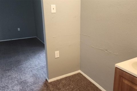 Townhouse in Orlando, Florida 2 bedrooms, 112.5 sq.m. № 2239227 - photo 21
