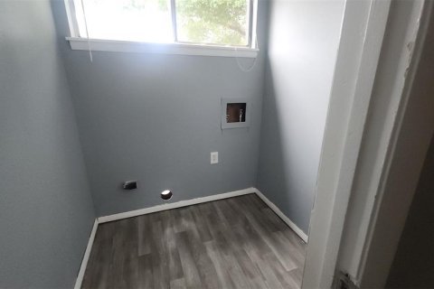 Townhouse in Orlando, Florida 2 bedrooms, 112.5 sq.m. № 2239227 - photo 14