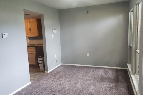 Townhouse in Orlando, Florida 2 bedrooms, 112.5 sq.m. № 2239227 - photo 4