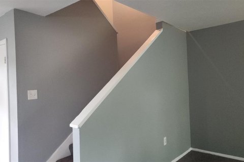 Townhouse in Orlando, Florida 2 bedrooms, 112.5 sq.m. № 2239227 - photo 12
