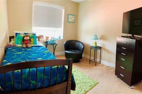 House in Weston, Florida 4 bedrooms, 238.02 sq.m. № 1933551 - photo 24