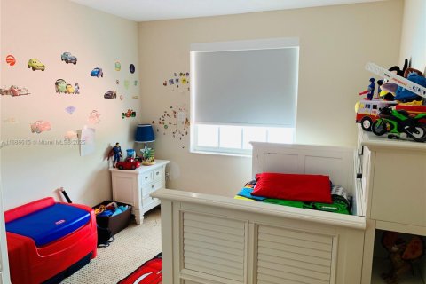 House in Weston, Florida 4 bedrooms, 238.02 sq.m. № 1933551 - photo 22