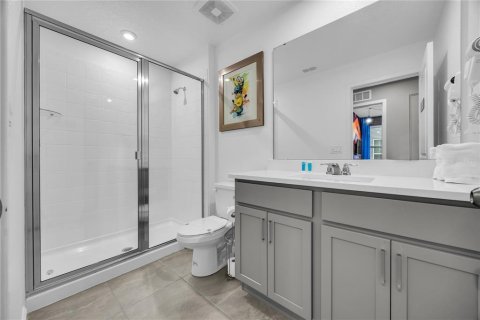 Adosado en venta en Kissimmee, Florida, 6 dormitorios, 215.63 m2 № 2103826 - foto 29