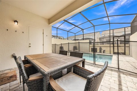 Adosado en venta en Kissimmee, Florida, 6 dormitorios, 215.63 m2 № 2103826 - foto 6