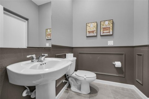 Adosado en venta en Kissimmee, Florida, 6 dormitorios, 215.63 m2 № 2103826 - foto 23