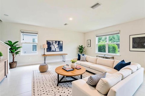 Villa ou maison à louer à Wesley Chapel, Floride: 4 chambres, 204.66 m2 № 2425759 - photo 6