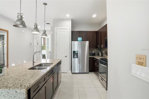 Adosado en venta en Kissimmee, Florida, 4 dormitorios, 167.6 m2 № 2143911 - foto 14