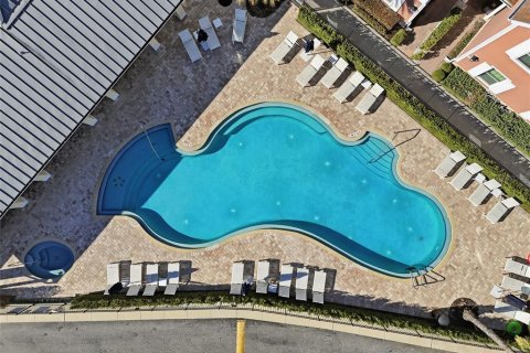 Adosado en venta en Kissimmee, Florida, 4 dormitorios, 167.6 m2 № 2143911 - foto 10