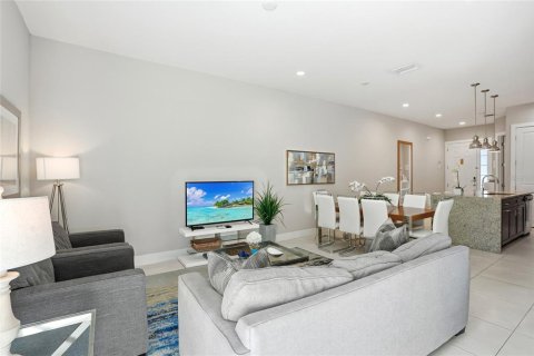 Adosado en venta en Kissimmee, Florida, 4 dormitorios, 167.6 m2 № 2143911 - foto 26