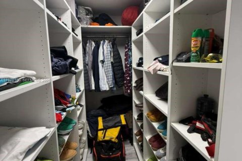 Copropriété à louer à North Miami, Floride: 2 chambres, 99.41 m2 № 2041480 - photo 15