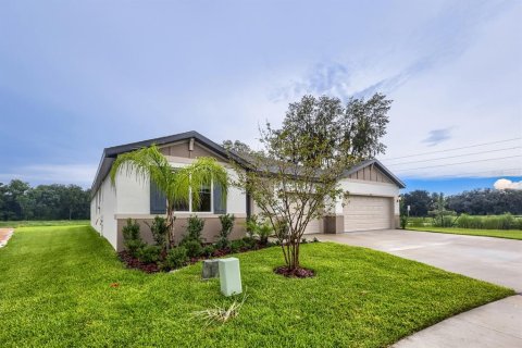 House in Bartow, Florida 4 bedrooms, 259.48 sq.m. № 2207135 - photo 2