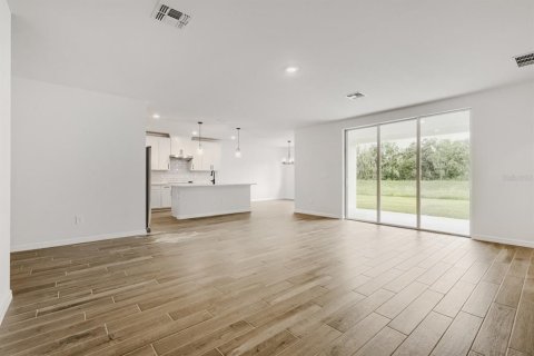 House in Bartow, Florida 4 bedrooms, 259.48 sq.m. № 2207135 - photo 5