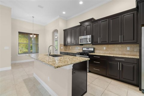 House in Ocala, Florida 4 bedrooms, 220.55 sq.m. № 2140181 - photo 11