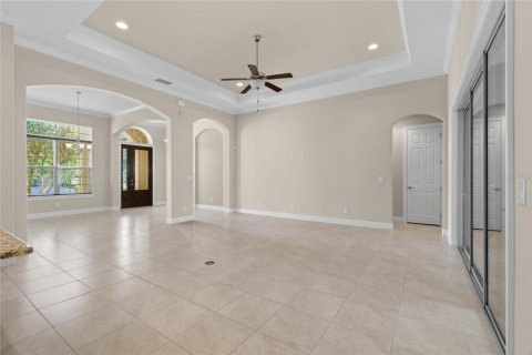 House in Ocala, Florida 4 bedrooms, 220.55 sq.m. № 2140181 - photo 5