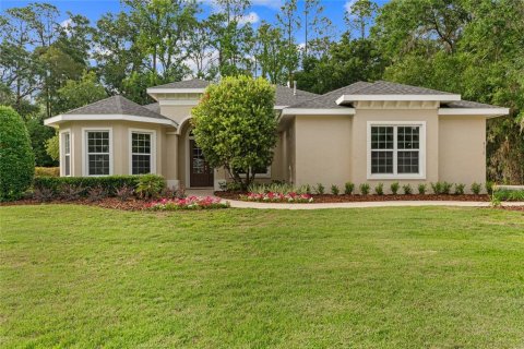 Casa en Ocala, Florida 4 dormitorios, 220.55 m2 № 2140181