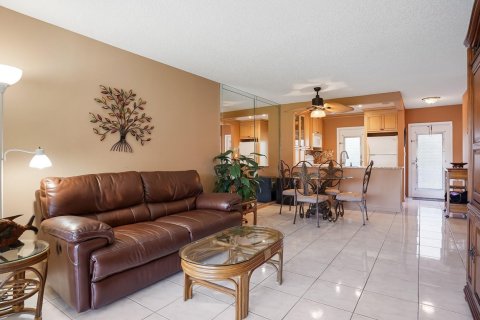 Copropriété à vendre à Lauderdale Lakes, Floride: 2 chambres, 87.7 m2 № 2084585 - photo 17