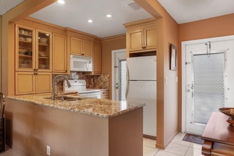 Copropriété à vendre à Lauderdale Lakes, Floride: 2 chambres, 87.7 m2 № 2084585 - photo 2