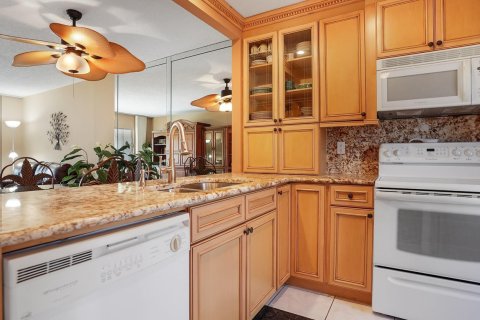 Copropriété à vendre à Lauderdale Lakes, Floride: 2 chambres, 87.7 m2 № 2084585 - photo 11