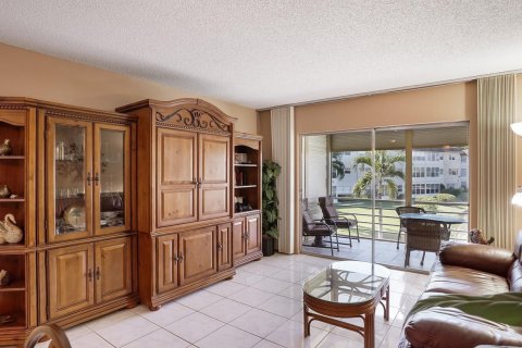 Copropriété à vendre à Lauderdale Lakes, Floride: 2 chambres, 87.7 m2 № 2084585 - photo 4