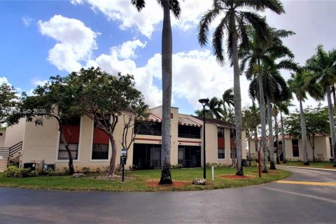 Condo à Miami, Floride, 2 chambres  № 2052334