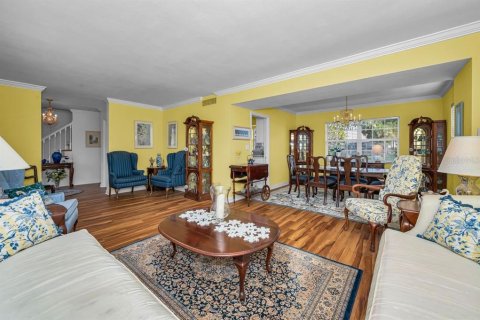 Casa en venta en Saint Petersburg, Florida, 3 dormitorios, 190.26 m2 № 2198301 - foto 13