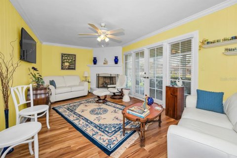 Casa en venta en Saint Petersburg, Florida, 3 dormitorios, 190.26 m2 № 2198301 - foto 19