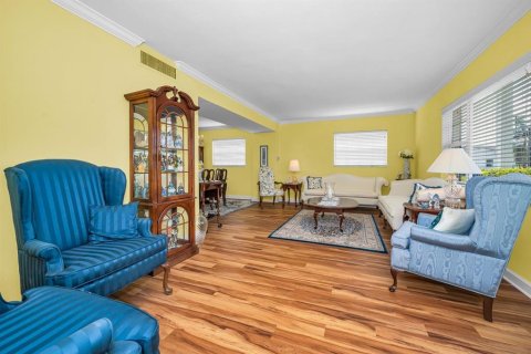 Casa en venta en Saint Petersburg, Florida, 3 dormitorios, 190.26 m2 № 2198301 - foto 11