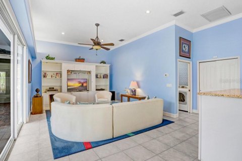 House in Tampa, Florida 4 bedrooms, 263.38 sq.m. № 2097547 - photo 21