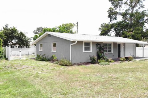 House in Venice, Florida 2 bedrooms, 97.55 sq.m. № 1803803 - photo 1