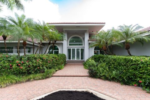 Casa en venta en Palmetto Bay, Florida, 5 dormitorios, 389.63 m2 № 1921707 - foto 1