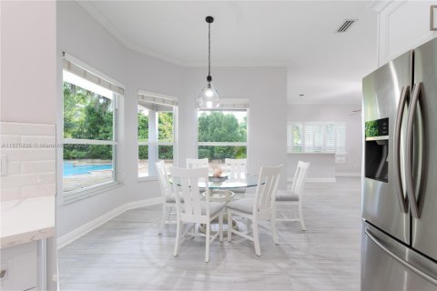 Casa en venta en Palmetto Bay, Florida, 5 dormitorios, 389.63 m2 № 1921707 - foto 18