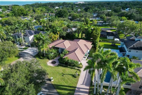 Casa en venta en Palmetto Bay, Florida, 5 dormitorios, 389.63 m2 № 1921707 - foto 3
