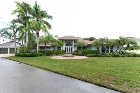 Casa en venta en Palmetto Bay, Florida, 5 dormitorios, 389.63 m2 № 1921707 - foto 2