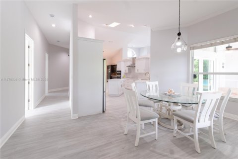 Casa en venta en Palmetto Bay, Florida, 5 dormitorios, 389.63 m2 № 1921707 - foto 19