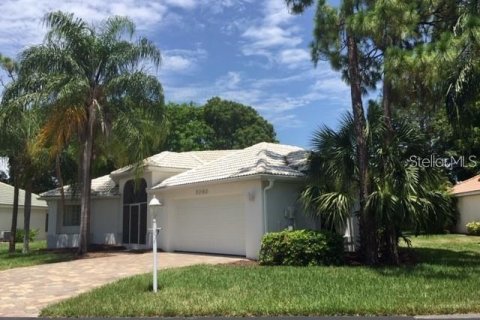Villa ou maison à louer à Punta Gorda, Floride: 3 chambres, 154.4 m2 № 1884841 - photo 2