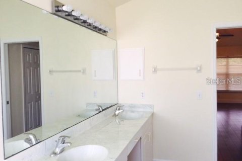 Villa ou maison à louer à Punta Gorda, Floride: 3 chambres, 154.4 m2 № 1884841 - photo 21