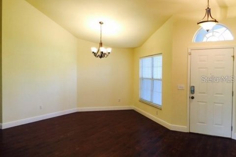 Villa ou maison à louer à Punta Gorda, Floride: 3 chambres, 154.4 m2 № 1884841 - photo 9