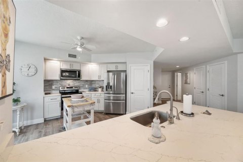 Condominio en venta en Largo, Florida, 3 dormitorios, 170.57 m2 № 1854146 - foto 10
