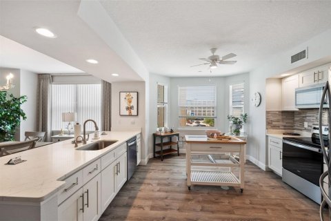 Condominio en venta en Largo, Florida, 3 dormitorios, 170.57 m2 № 1854146 - foto 4