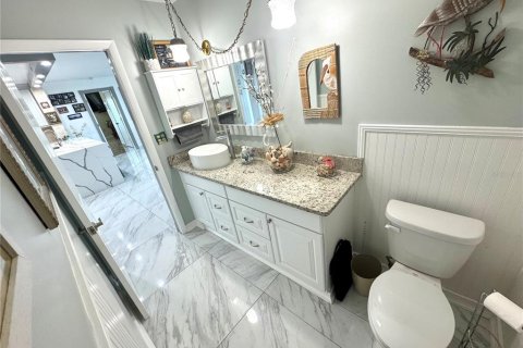 Condo in Belleair Bluffs, Florida, 2 bedrooms  № 1815148 - photo 26