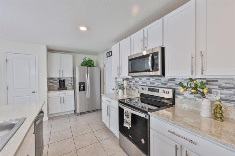 Casa en venta en Wimauma, Florida, 4 dormitorios, 218.32 m2 № 1679077 - foto 5