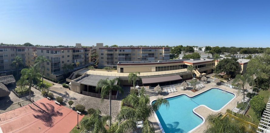 Condo in Plantation, Florida, 1 bedroom  № 2260034