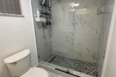 Condo in Plantation, Florida, 1 bedroom  № 2260034 - photo 20