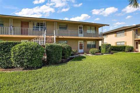 Condo in Tavares, Florida, 2 bedrooms  № 1563419 - photo 3