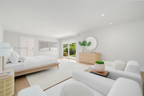 Снять в аренду виллу или дом в Корал-Гейблс, Флорида 7 спален, 468.23м2, № 2048201 - фото 15