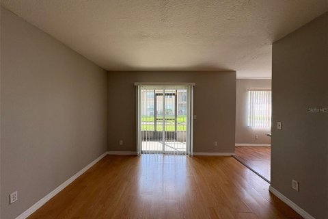 Copropriété à louer à Orlando, Floride: 2 chambres, 84.08 m2 № 2102389 - photo 4