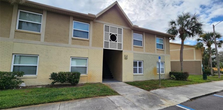 Condo à Orlando, Floride, 2 chambres  № 2102389